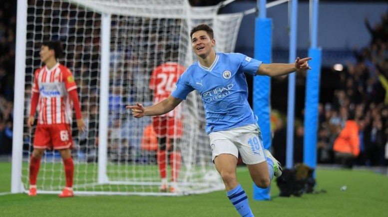 European champions Manchester City come from behind thanks to a pair of goals from Julian Alvarez to defeat Red Star Belgrade 3-1