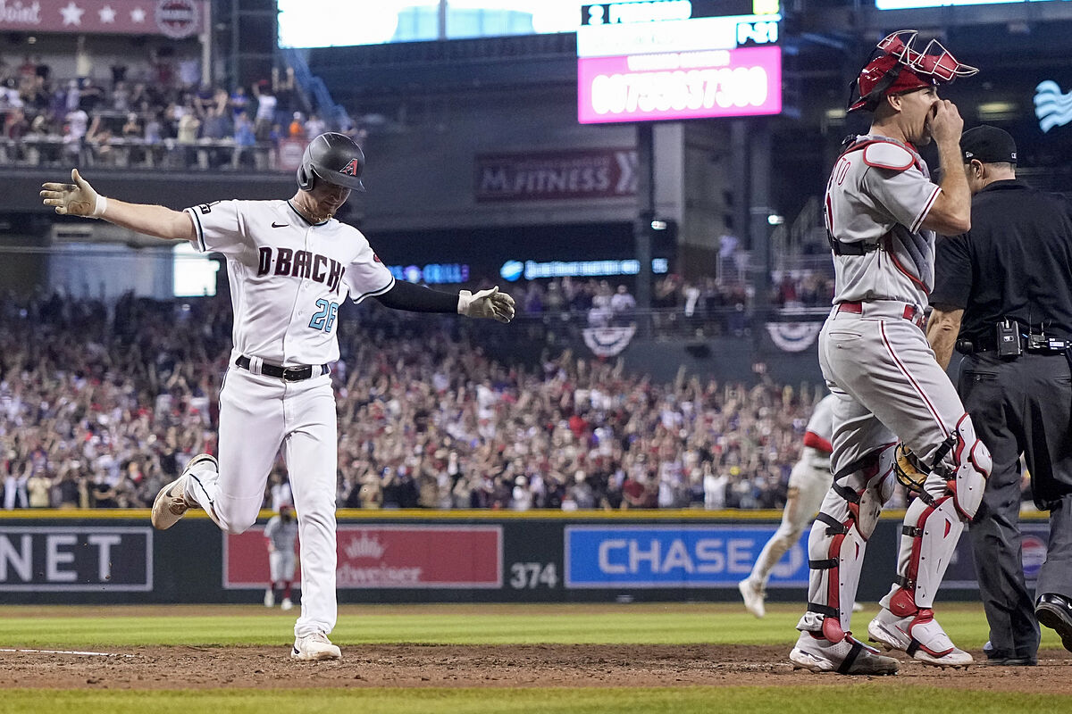 D-backs beat Phillies 2-1 with Marte walk-off single in ninth inning