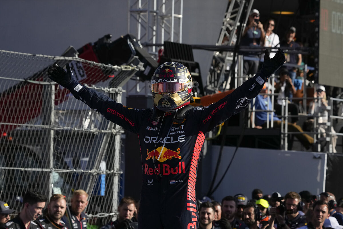 Max Verstappen earns sixteenth win of the F1 season as Sergio Perez crashes out of Mexican Grand Prix