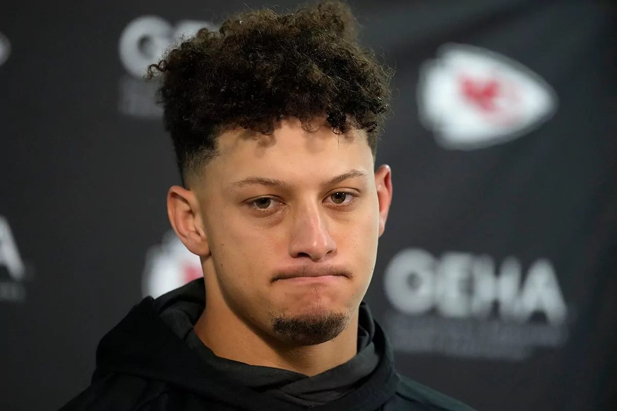 Patrick Mahomes talks about Chiefs’ WR woes forward of Eagles conflict