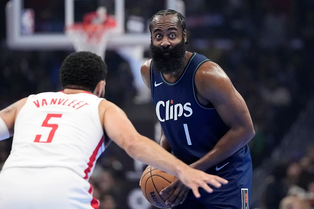 James Harden scores game-winner vs. Rockets to clinch first victory with Clippers