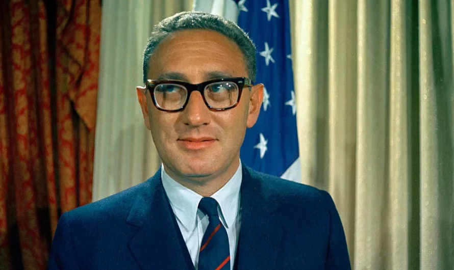 Followers criticize the New York Yankees after releasing a press release relating to Henry Kissinger’s dying