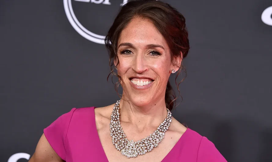 Former WNBA star Rebecca Lobo particulars being a sufferer of sexism throughout son’s highschool recreation